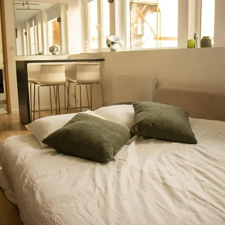 Appartement Aube-studio 2 Pers Lumineux Centre Charleville-Mézières